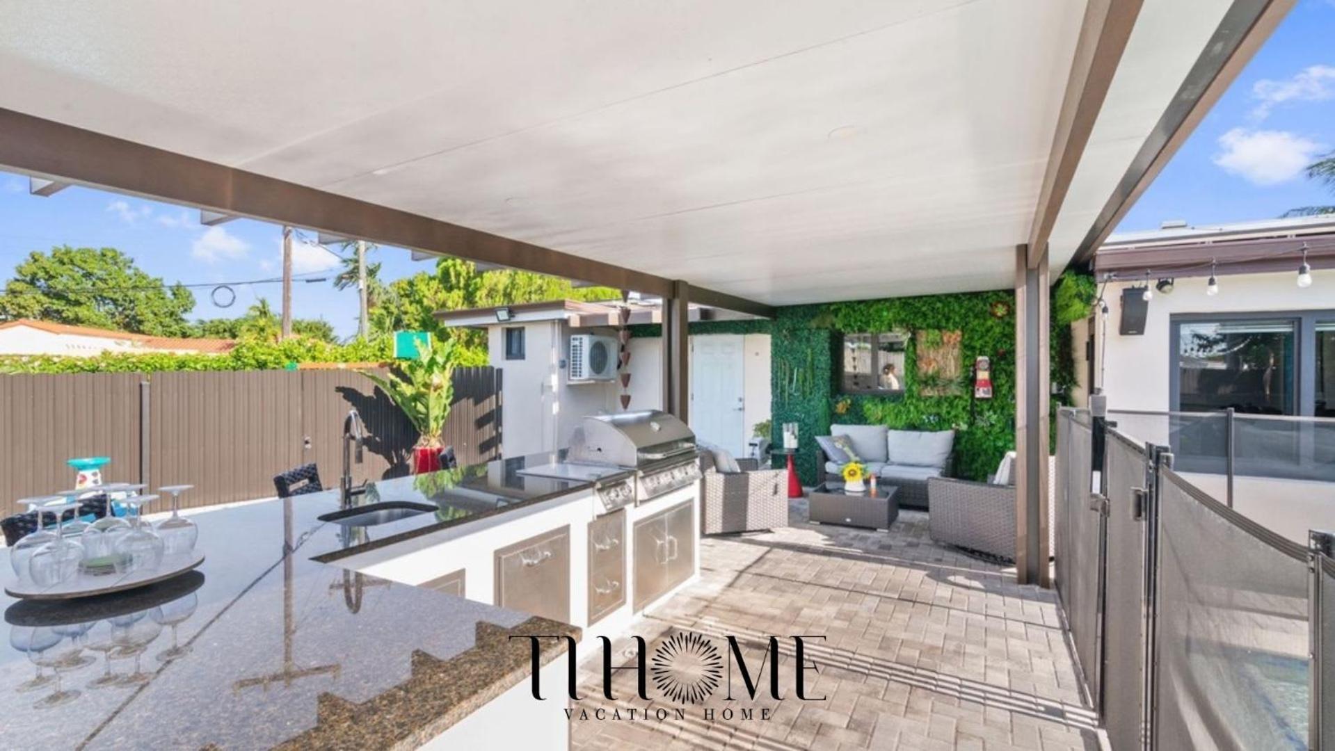 Pool 4h 6bed 3b Bbq Family Holiday home