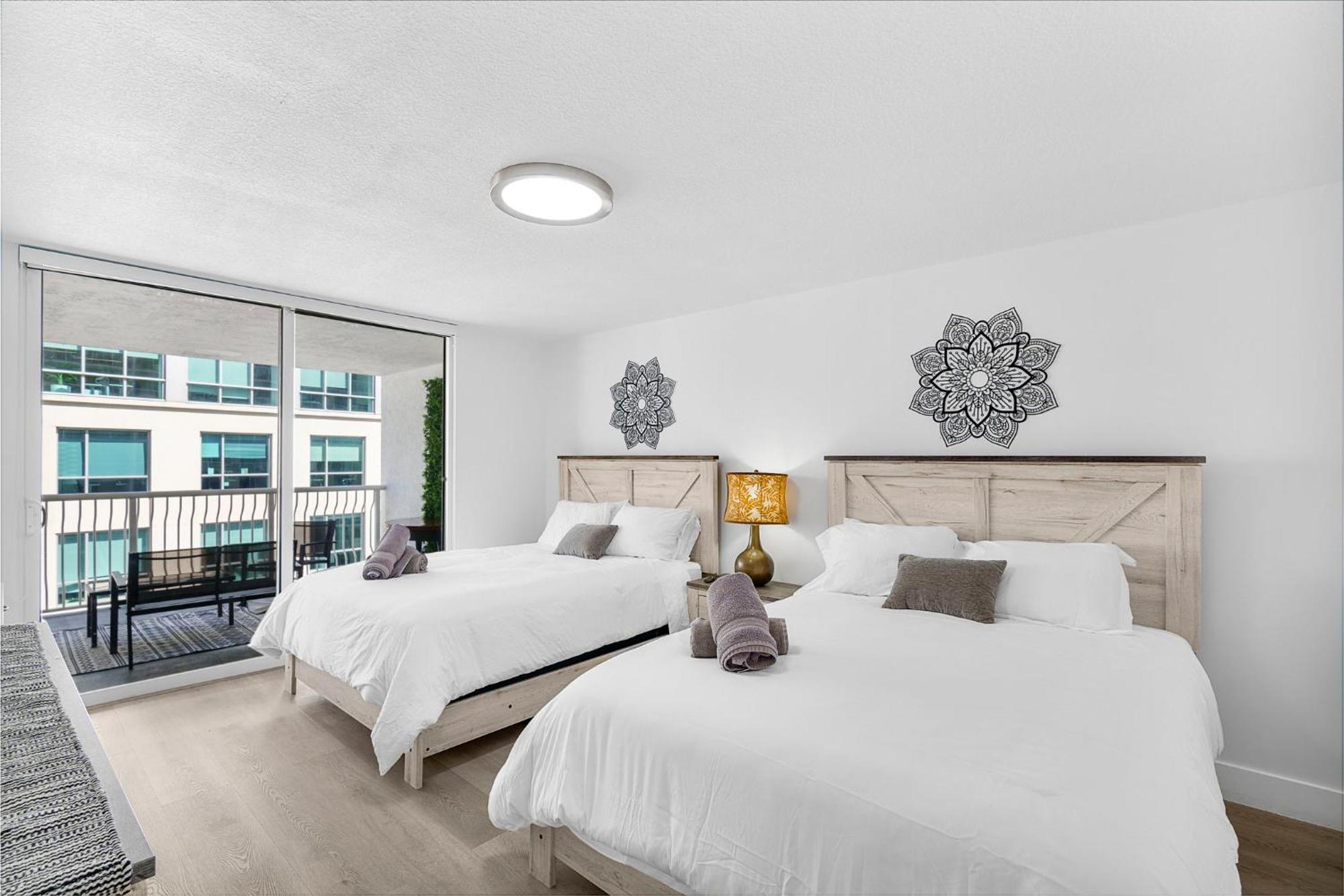 Stylish And Minimalist W Highlights Amenities!