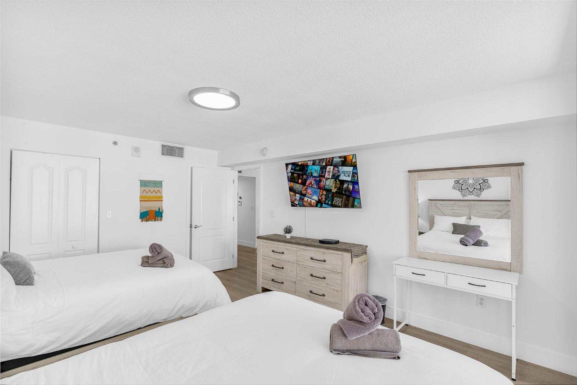 Stylish And Minimalist W Highlights Amenities! Apartment *