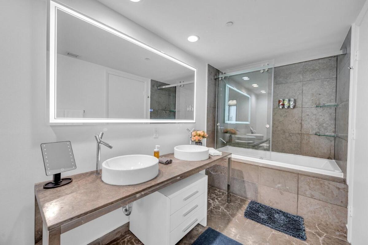 Icon Brickell 32nd Fl With Bay & Views 5 Star Access *