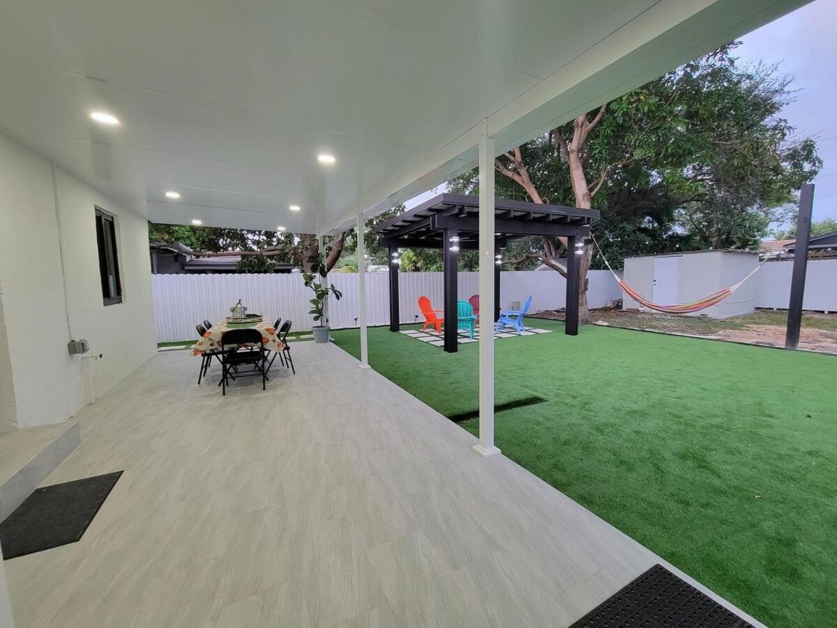 My Tropical Paradise In Holiday home Miami