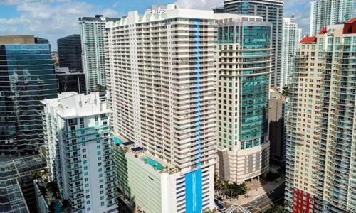 Lux Brickell Bay Views & Prime Location Aparthotel