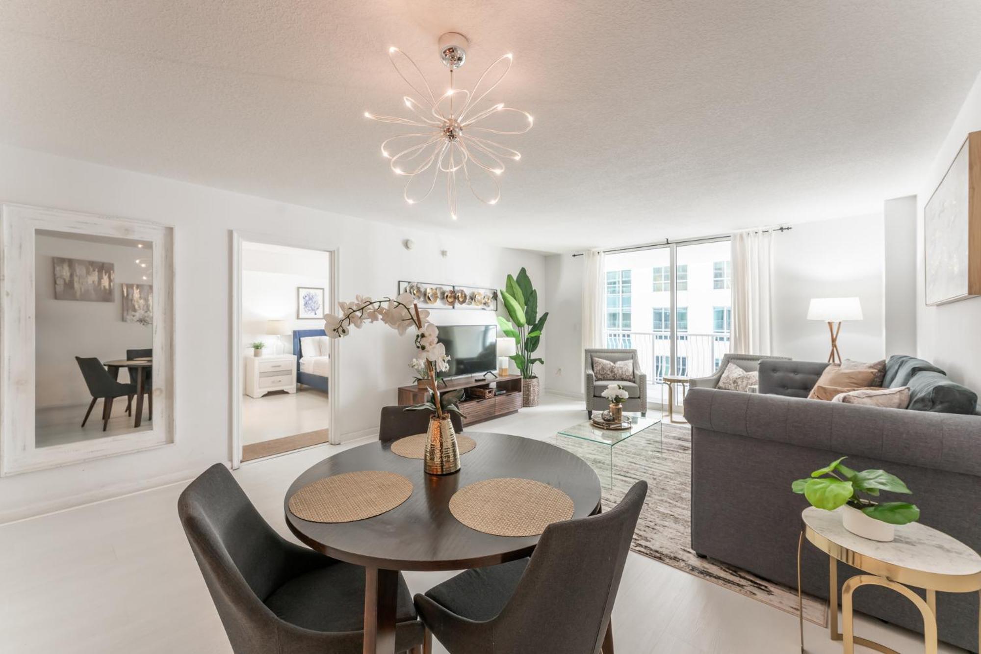 Aparthotel Lux Brickell Bay Views & Prime Location *