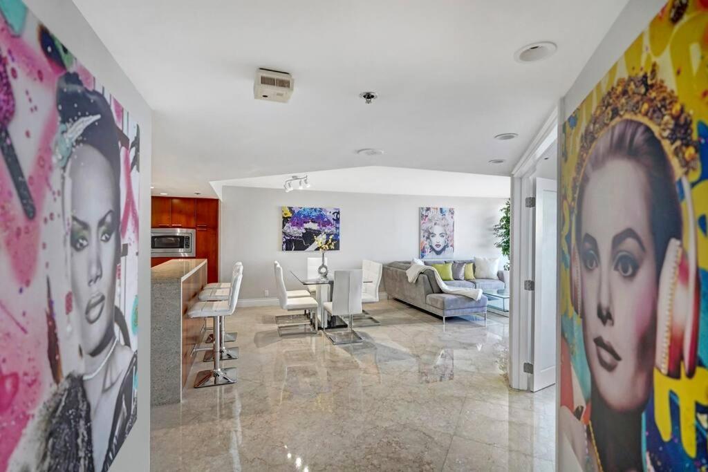 Only In My Dreams! Direct Water View Luxury *