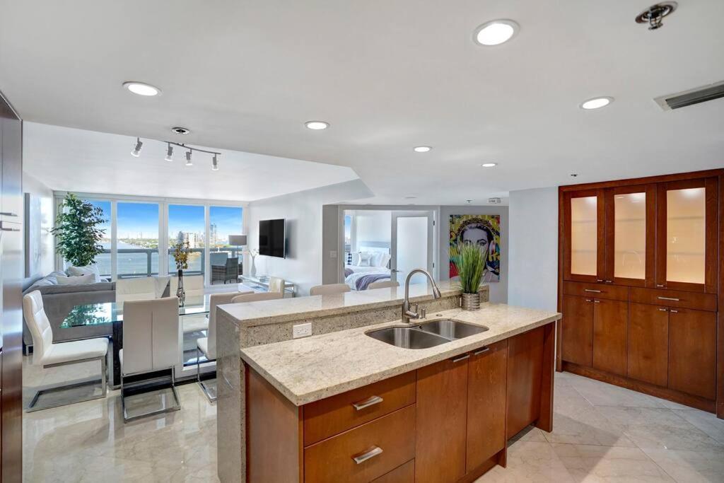 Only In My Dreams! Direct Water View Luxury * Miami