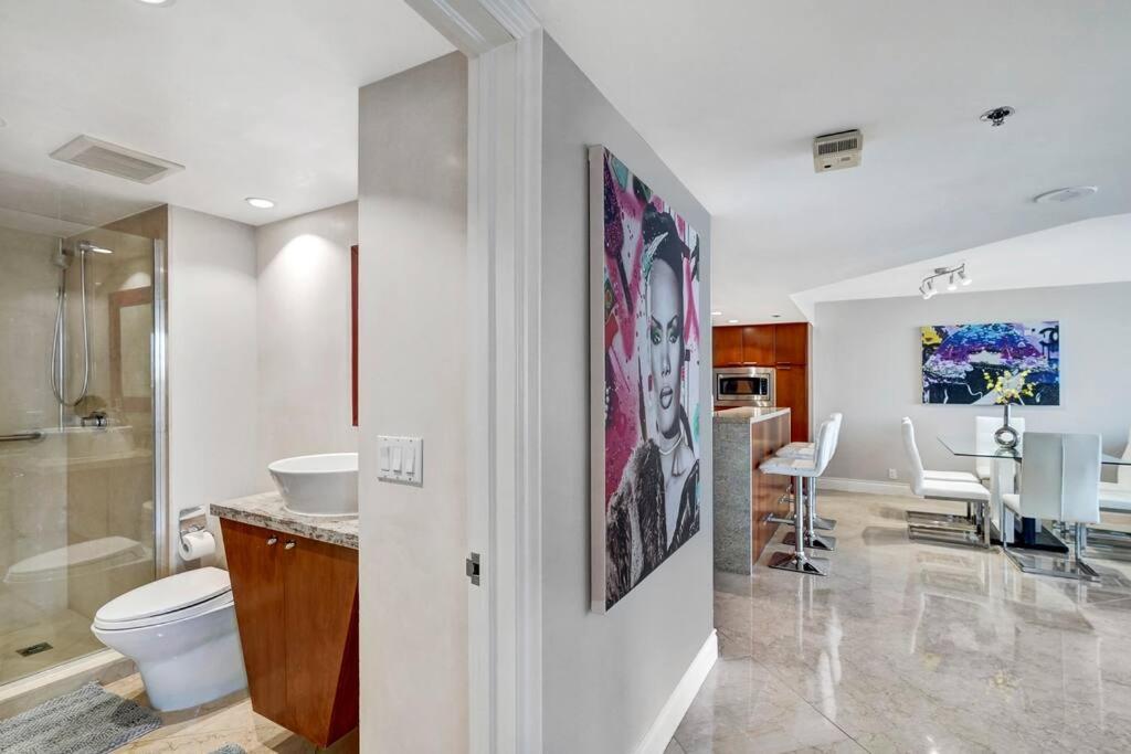 Apartment Only In My Dreams! Direct Water View Luxury