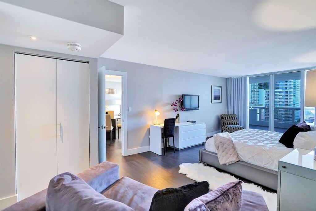 Vibes! Biscayne Bay Water And Park Views! Apartment