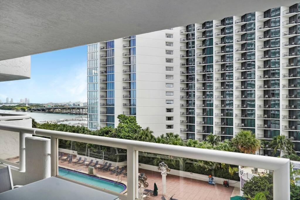 Calypso - Gorgeous Renovated Spacious Condo! *