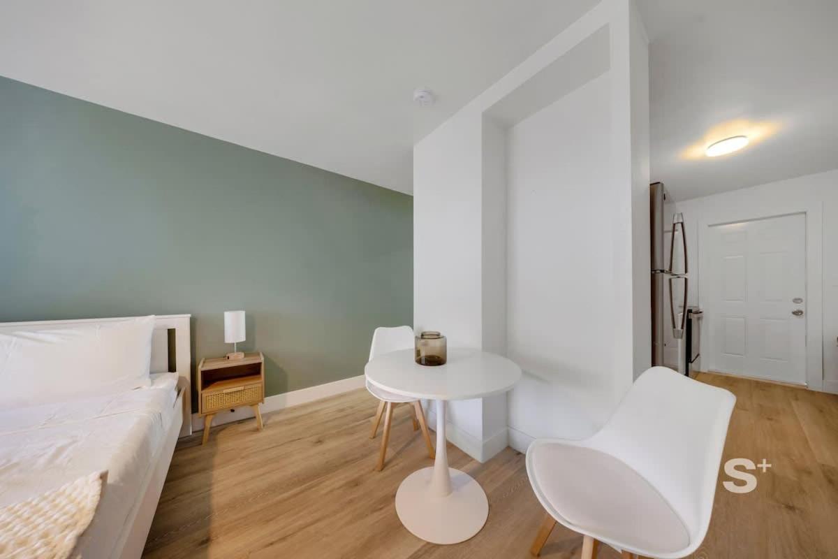 Stylish & Cozy In Vibrant * Miami