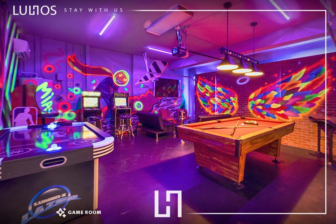 Holiday home Luxury Oasis - Heated Pool, Game Extravaganza L44