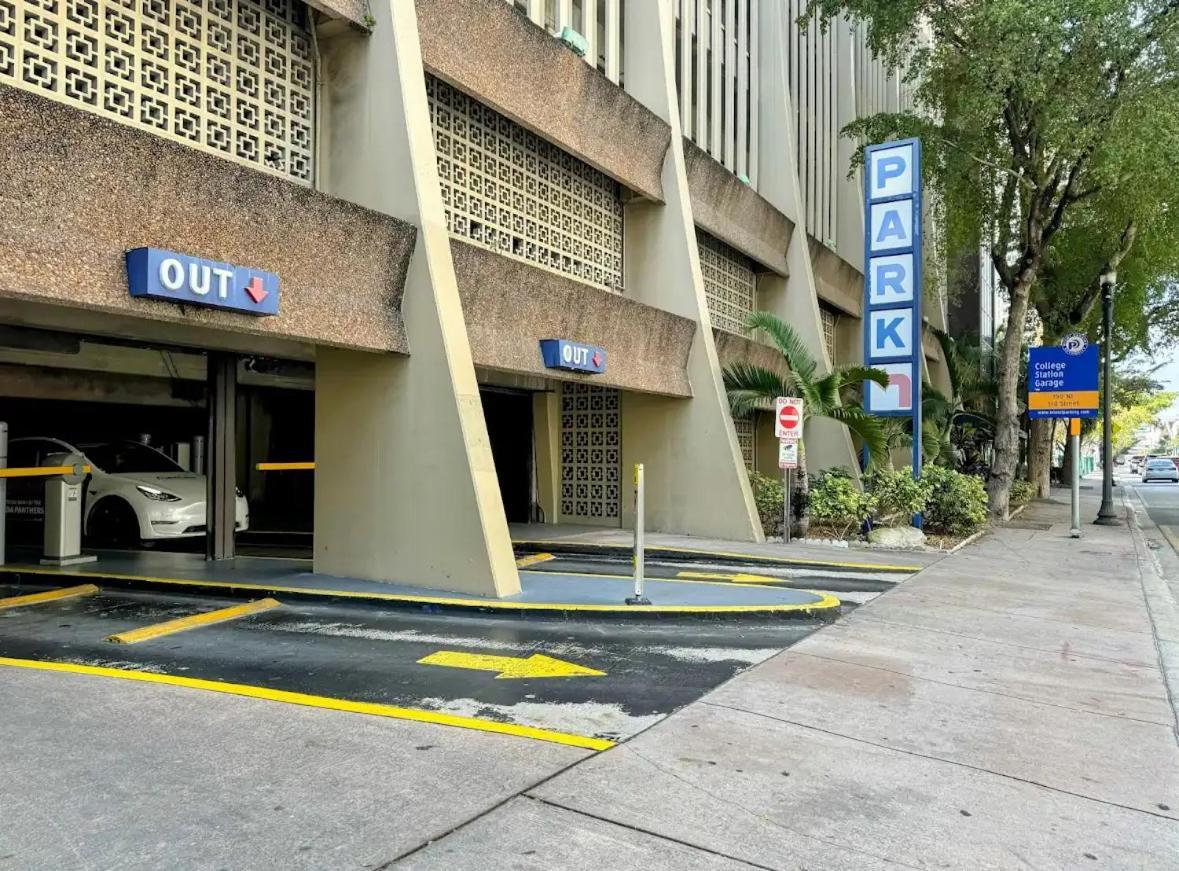 1br Loft In Downtown With Bay View And Workspace