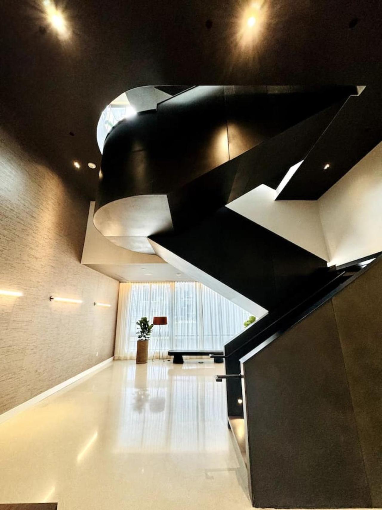 Apartment 48th Floor Ph Collection 1 Bd Brand New Downtown *