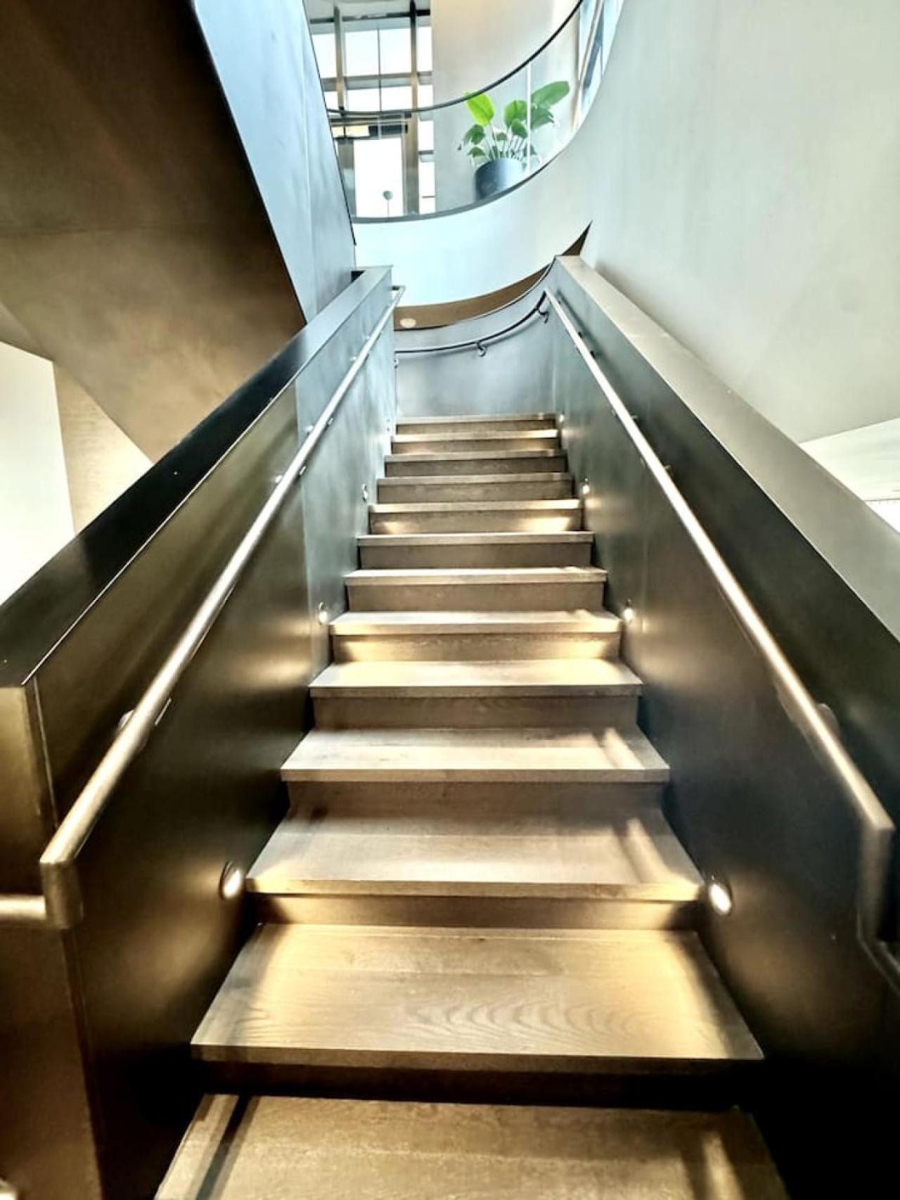 48th Floor Ph Collection 1 Bd Brand New Downtown Miami