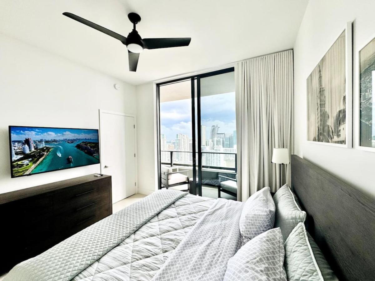 48th Floor Ph Collection 1 Bd Brand New Downtown Apartment