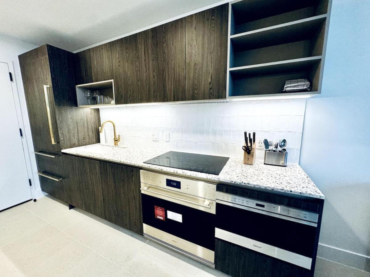 48th Floor Ph Collection 1 Bd Brand New Downtown * Miami