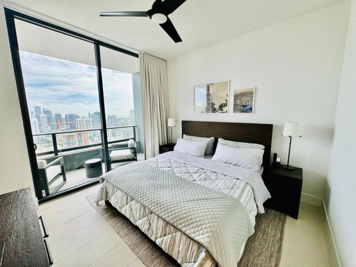 48th Floor Ph Collection 1 Bd Brand New Downtown Miami