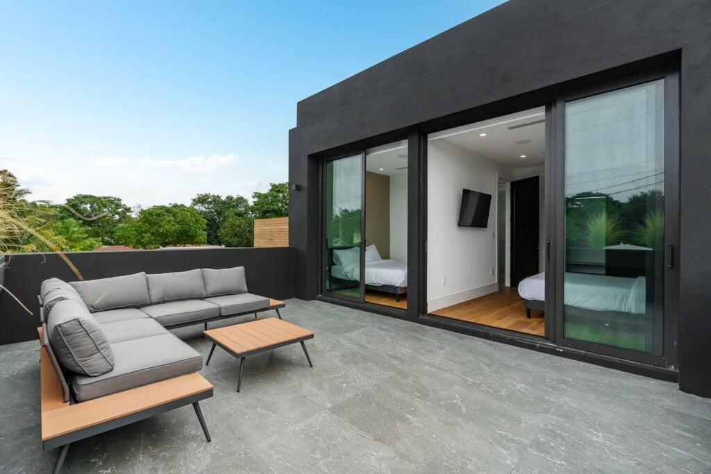 New Build Huge Open Heated Pool
