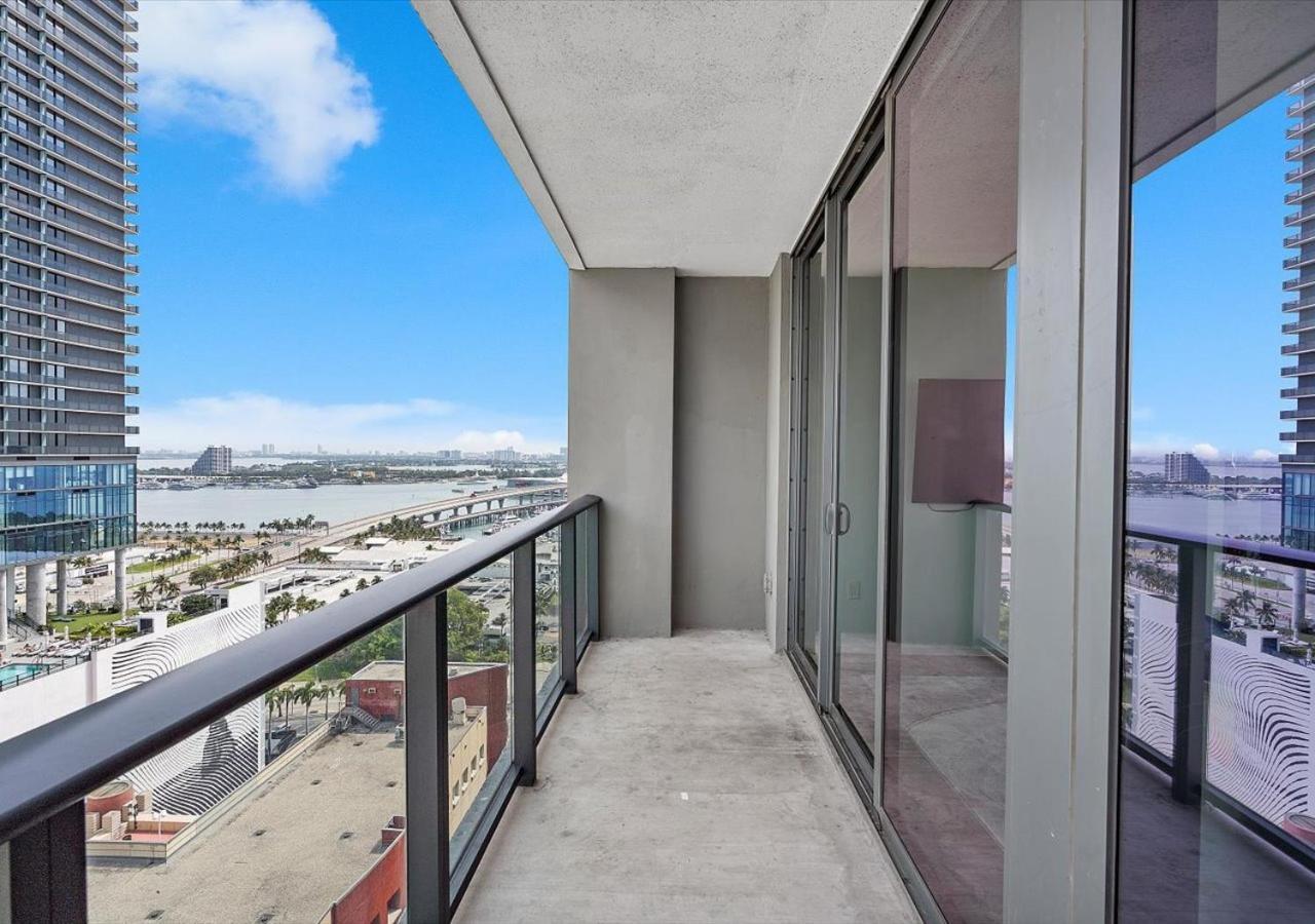 X-lounge Ii - Highrise In The Heart Of Downtown With Rooftop Pool & Skyline Views * Miami