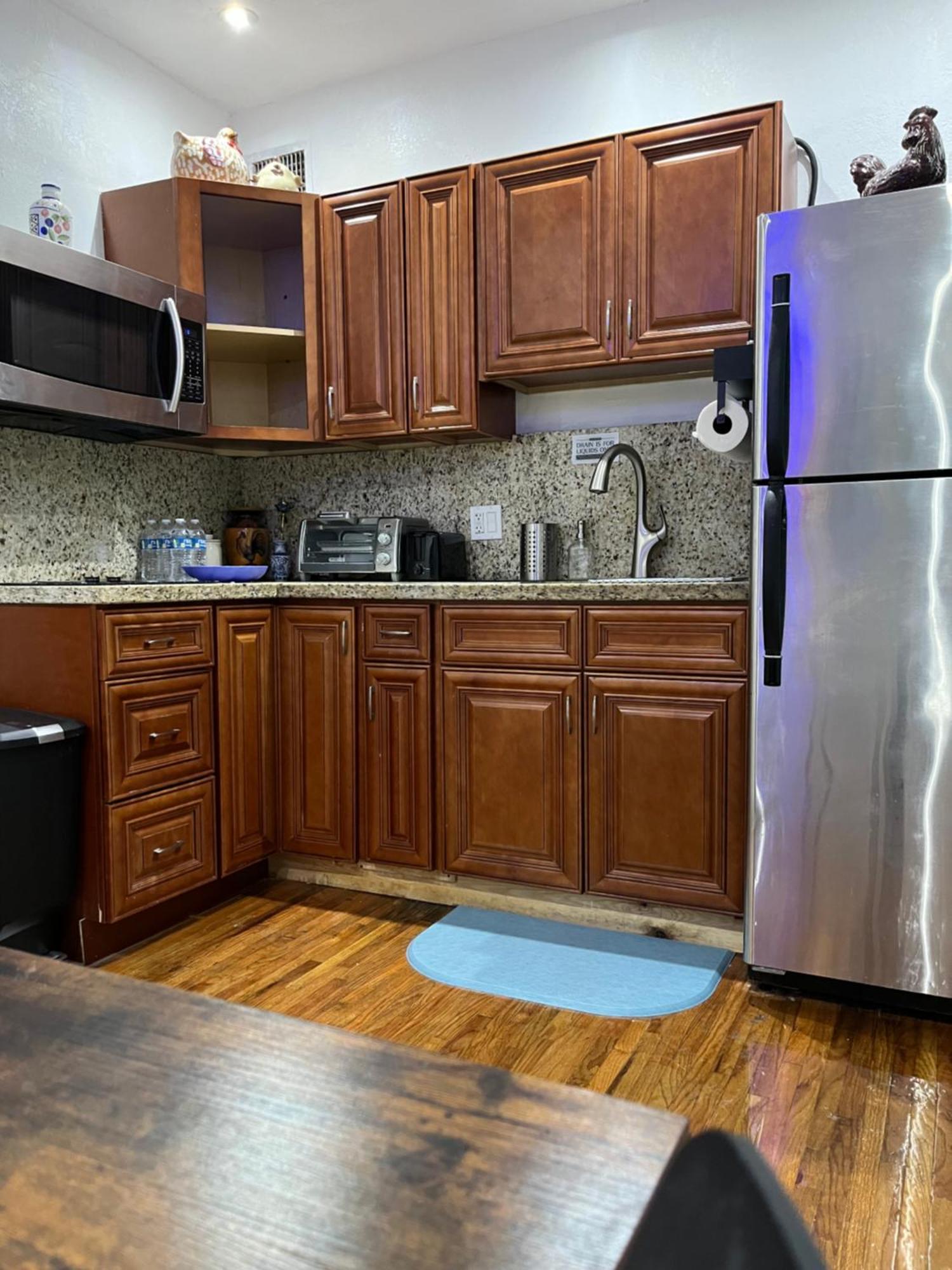 Little Havana Suites: Urban Oasis With Free Parking Apartment