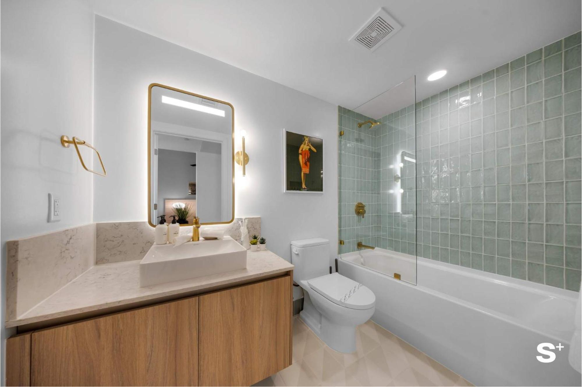 Apartment 1-br Skyline Retreat Miami