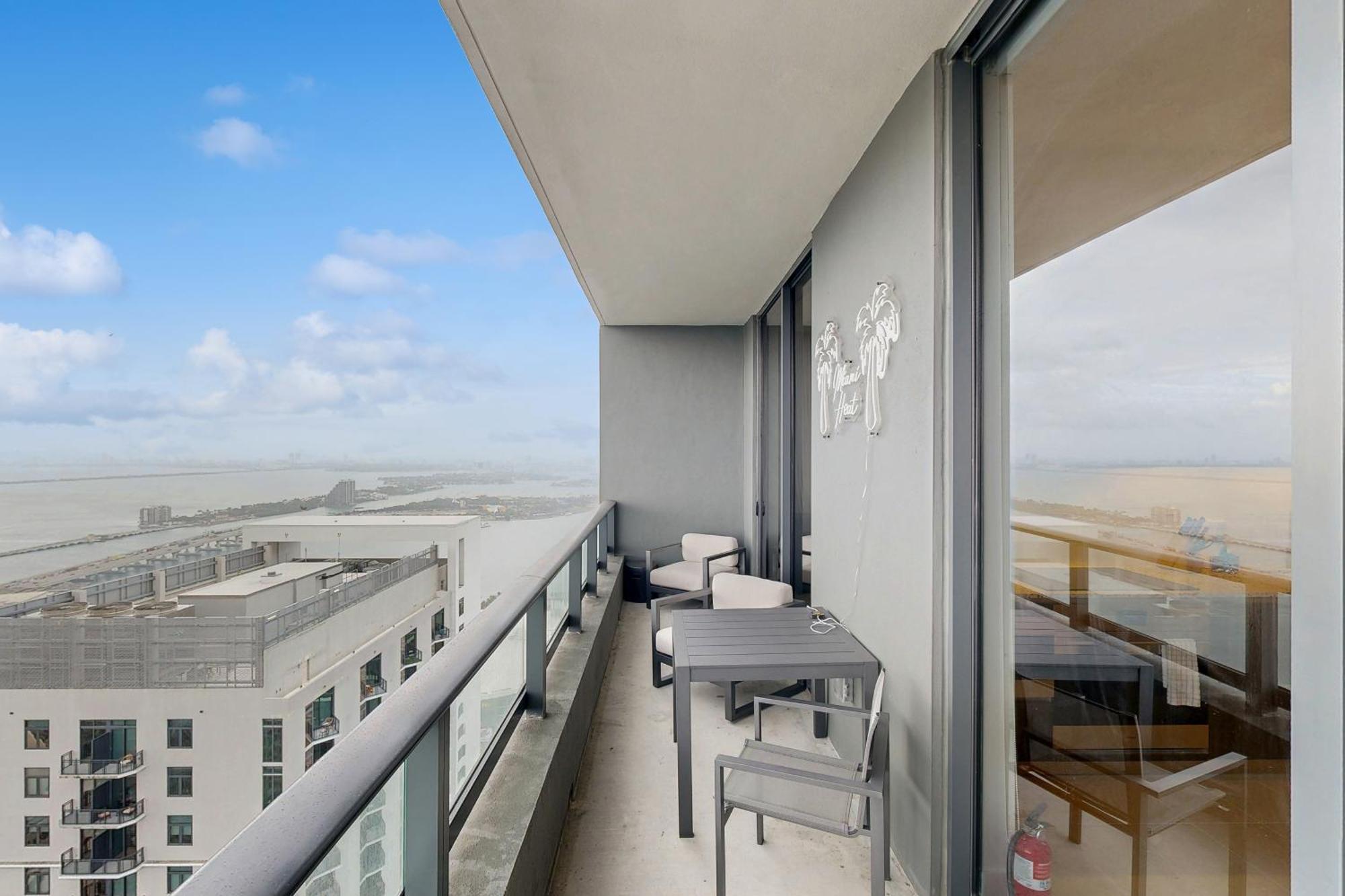 Beachside Bliss Estate 4801 Apartment