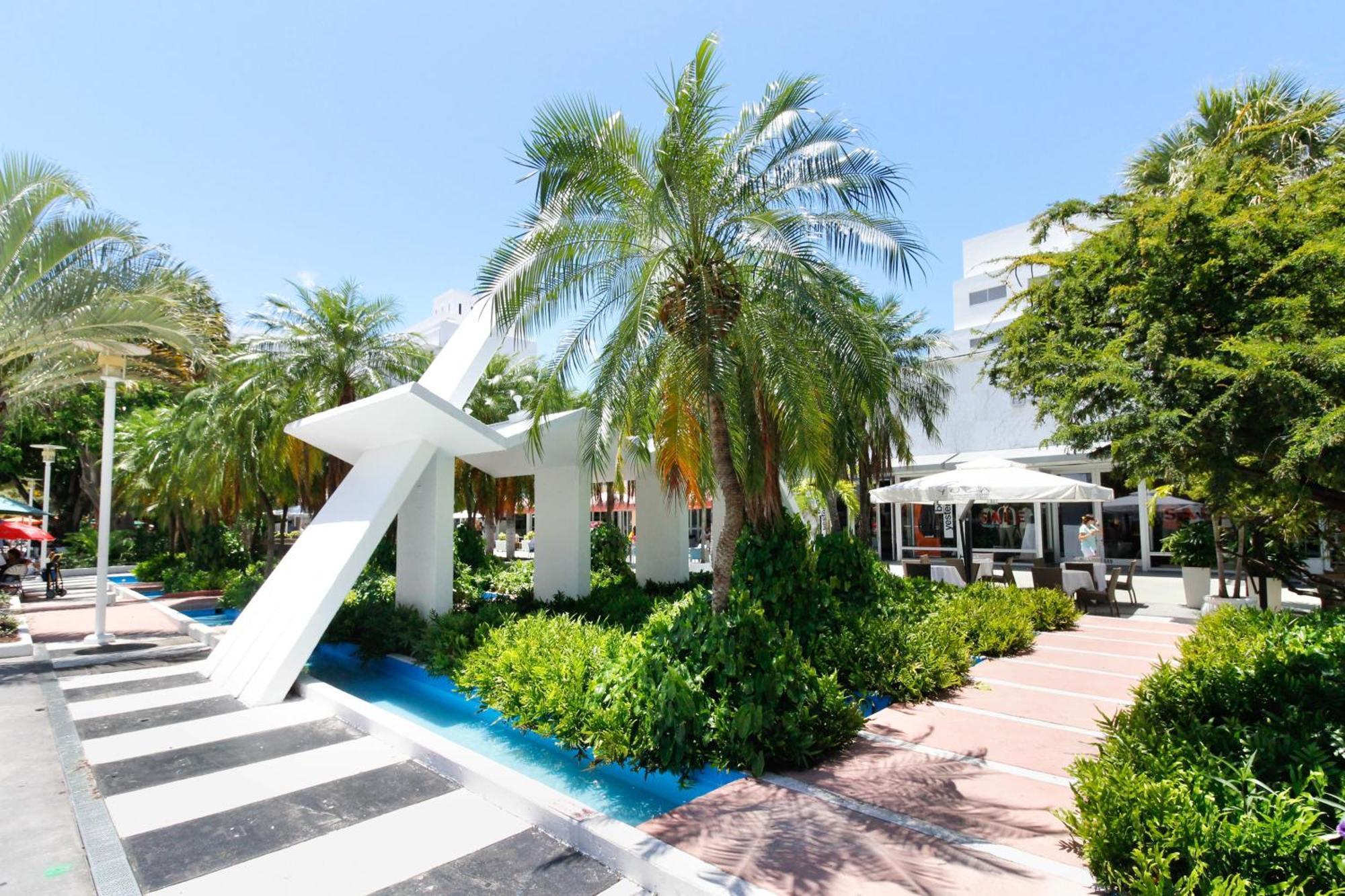 Beachside Bliss Estate 4801 Apartment