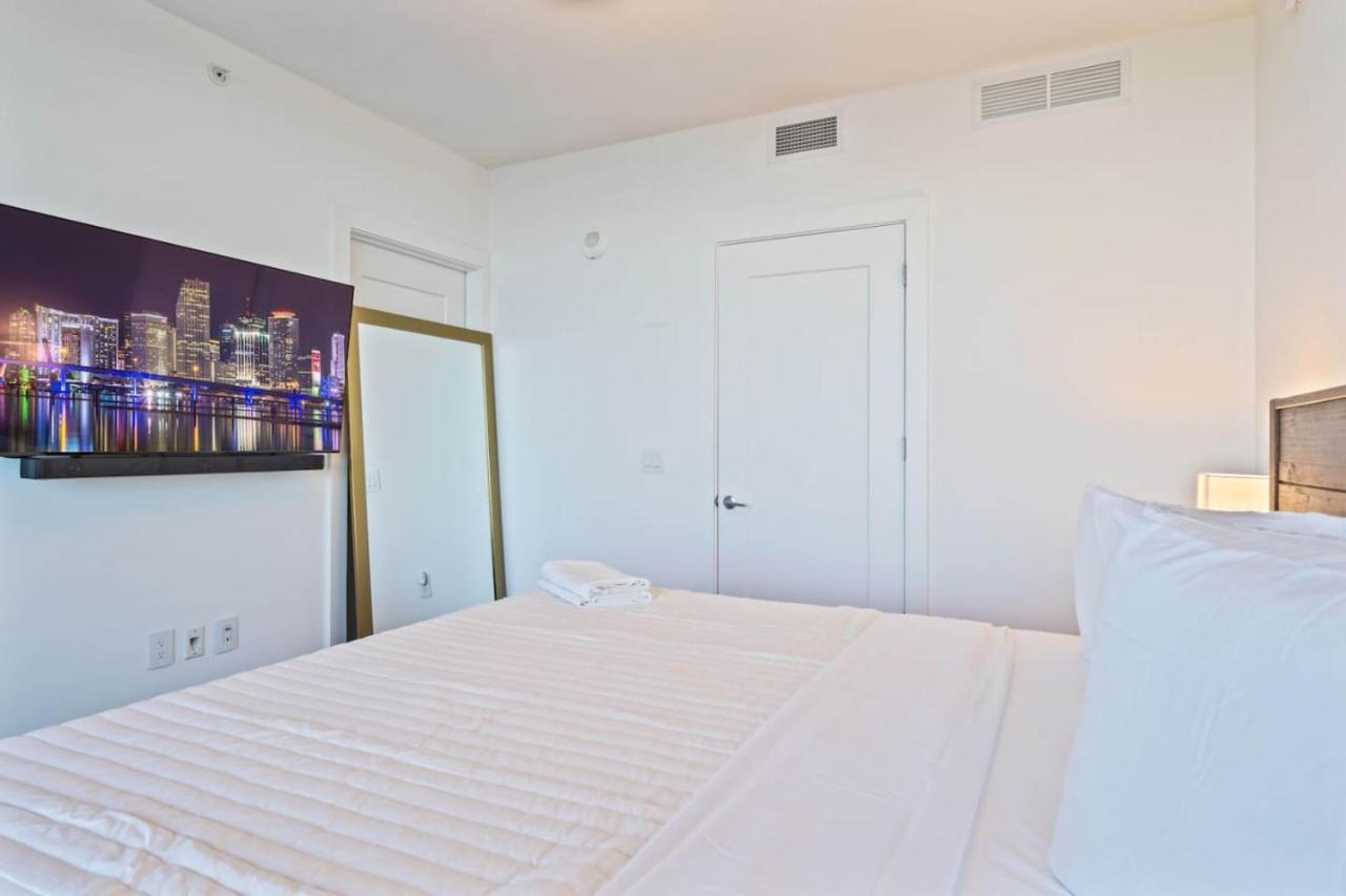 Apartment Lux 2bd With Stunning Water Views