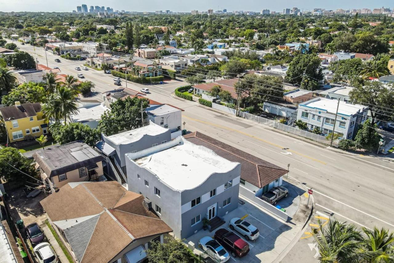 Charming 3br 2bth Enjoy The 8th Street Apartment *