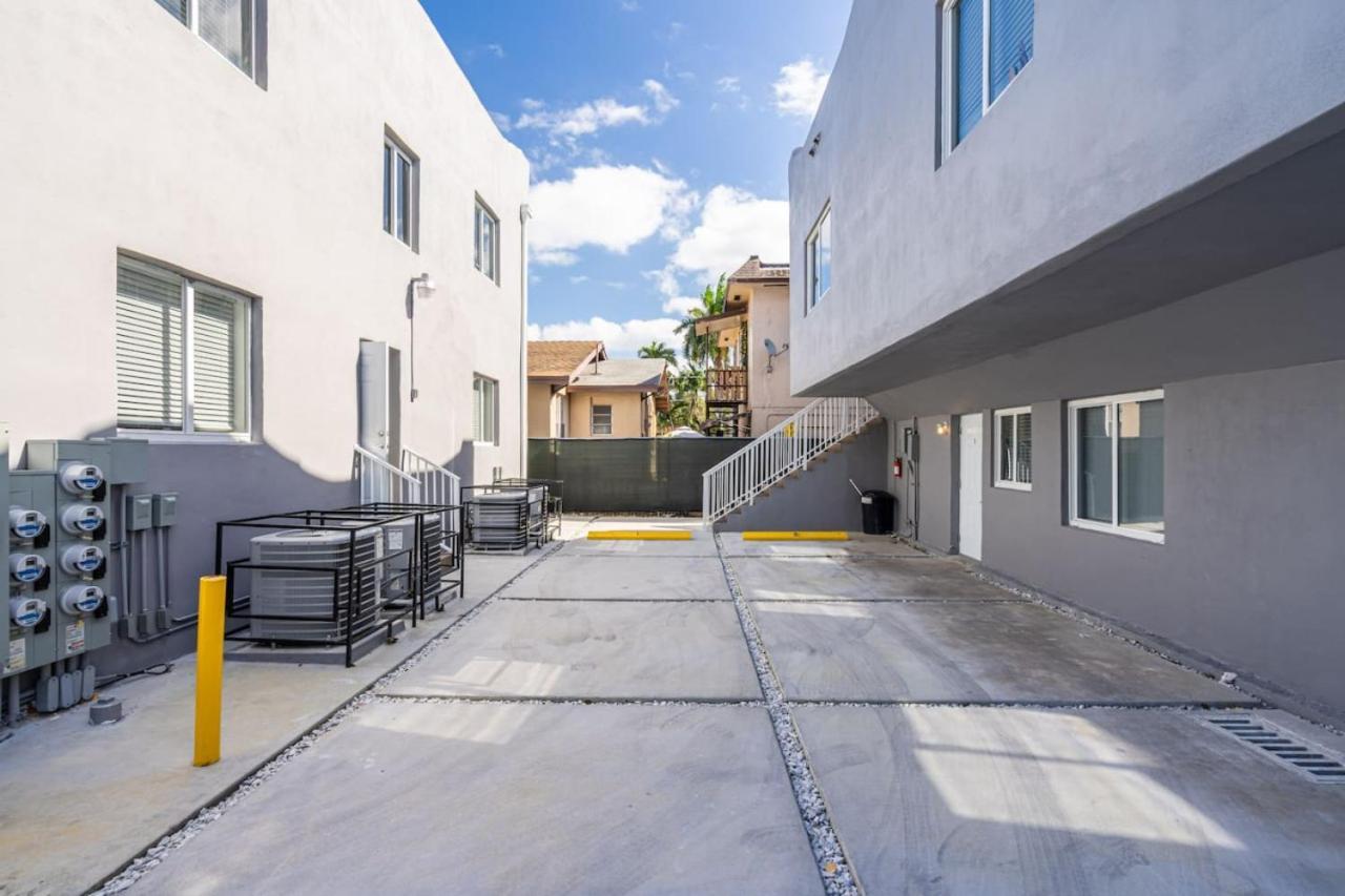 Apartment Charming 3br 2bth Enjoy The 8th Street *