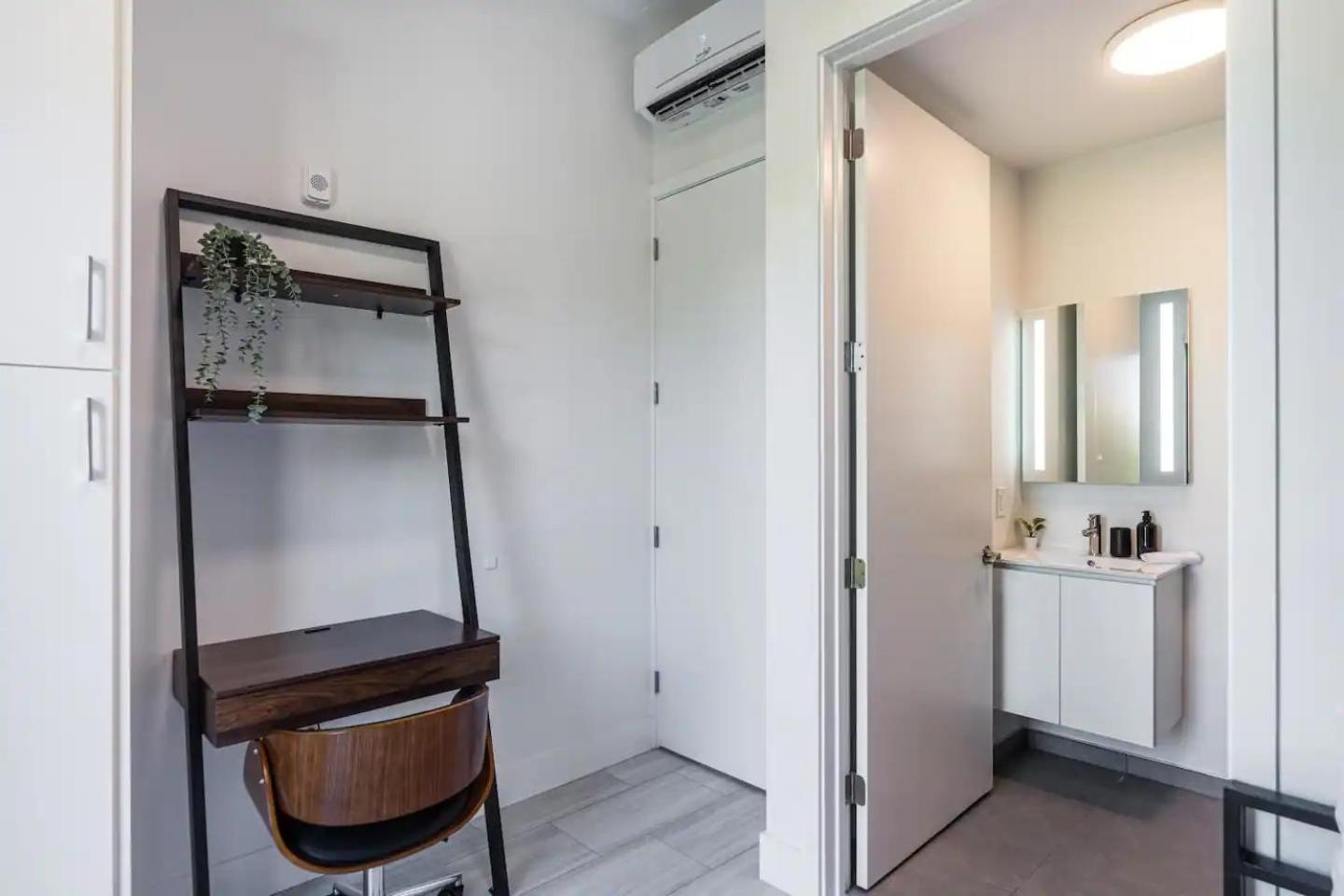 Olive Aparthotel