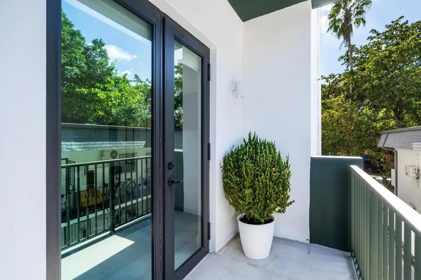 Olive Aparthotel Miami