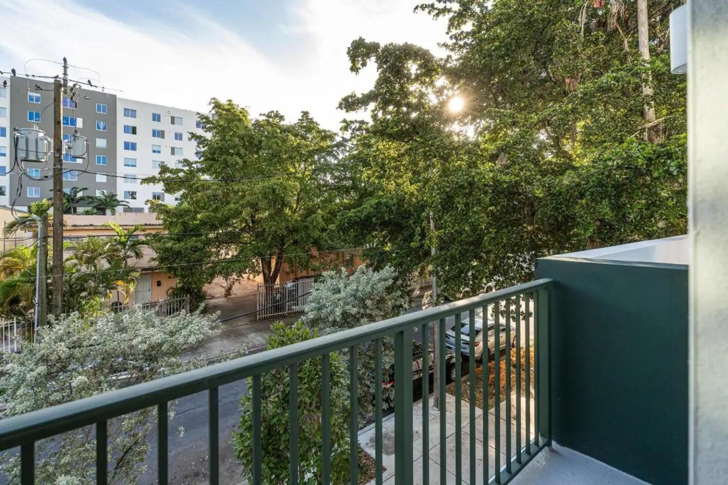 Olive Aparthotel *