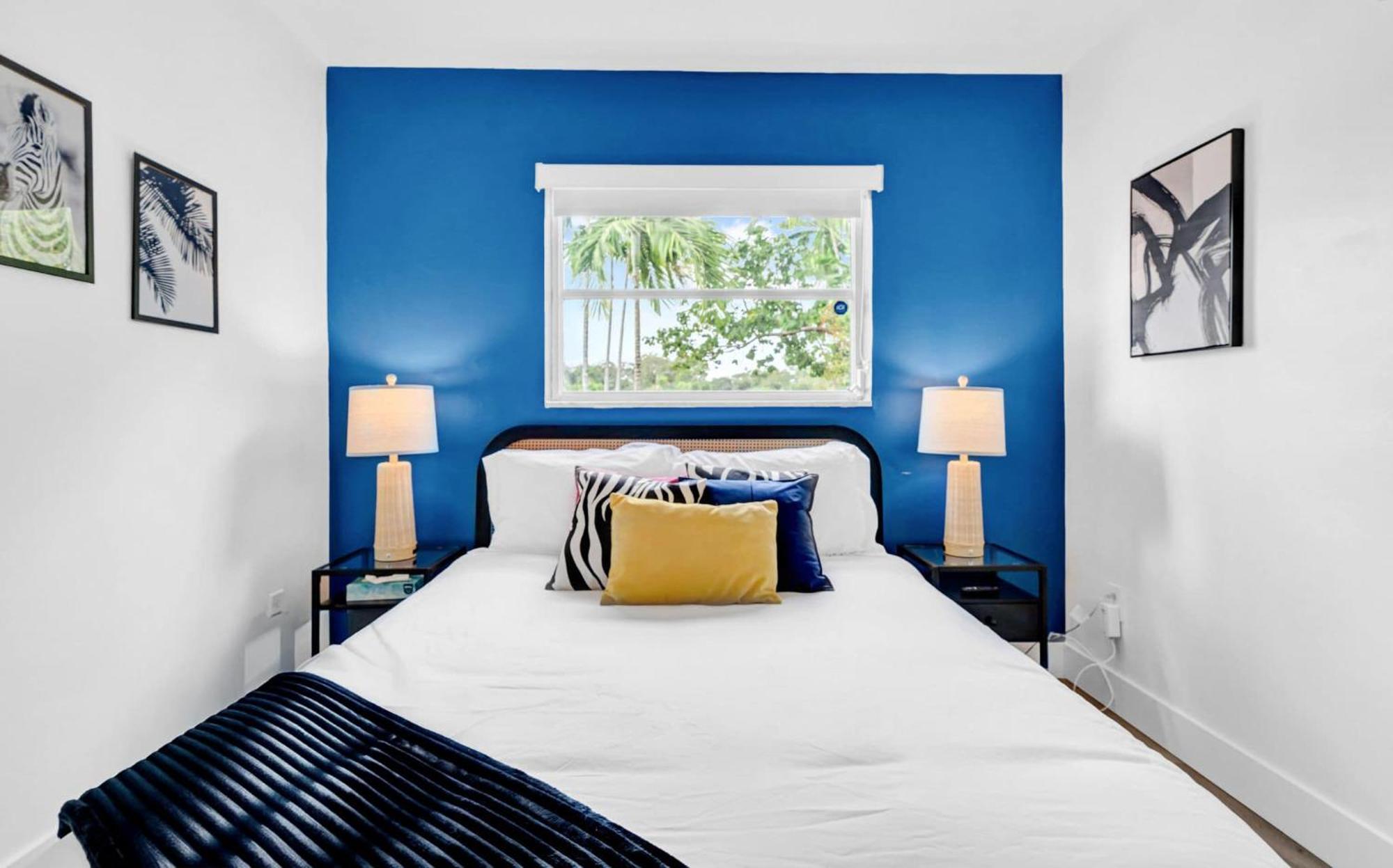 Lakefront Retreat Perfect For Family Fun Miami