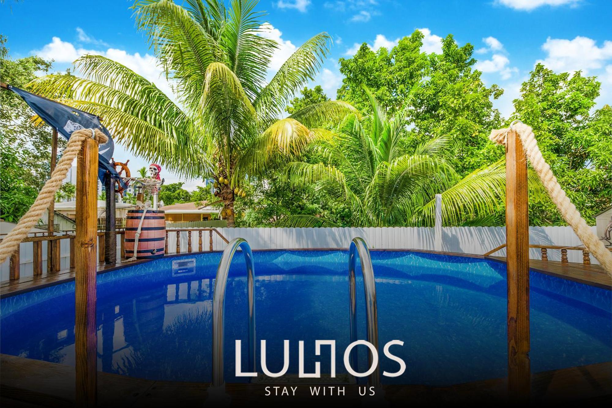 Spacious 6br Pool, Bb Court & Near Airport L03