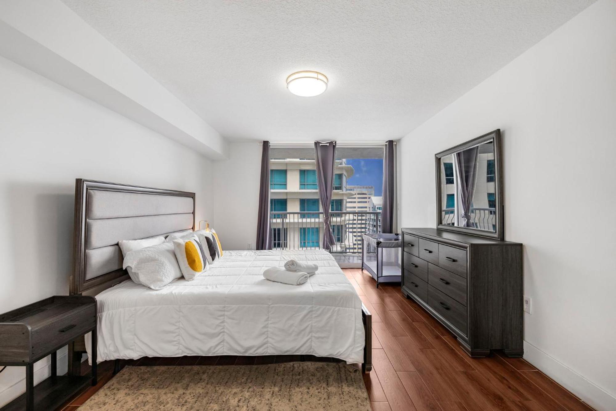 Apartment Exclusive 1br On 35th Floor *