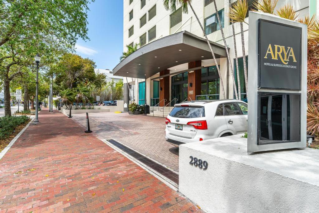 Coconut Grove Bayview Unit Parking Included Miami