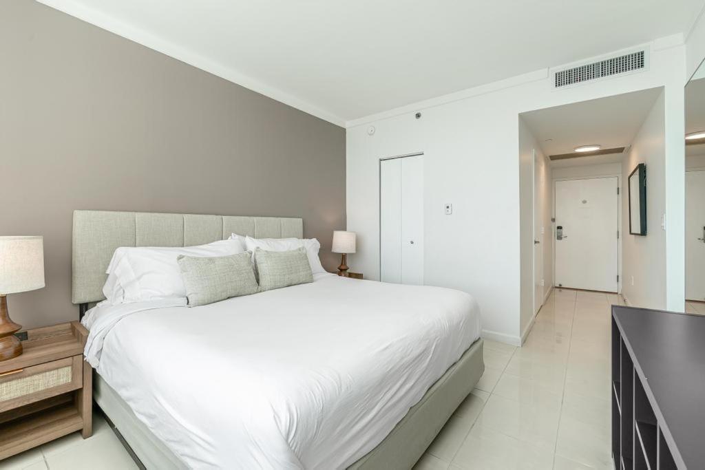 Coconut Grove Bayview Unit Parking Included Hotel *