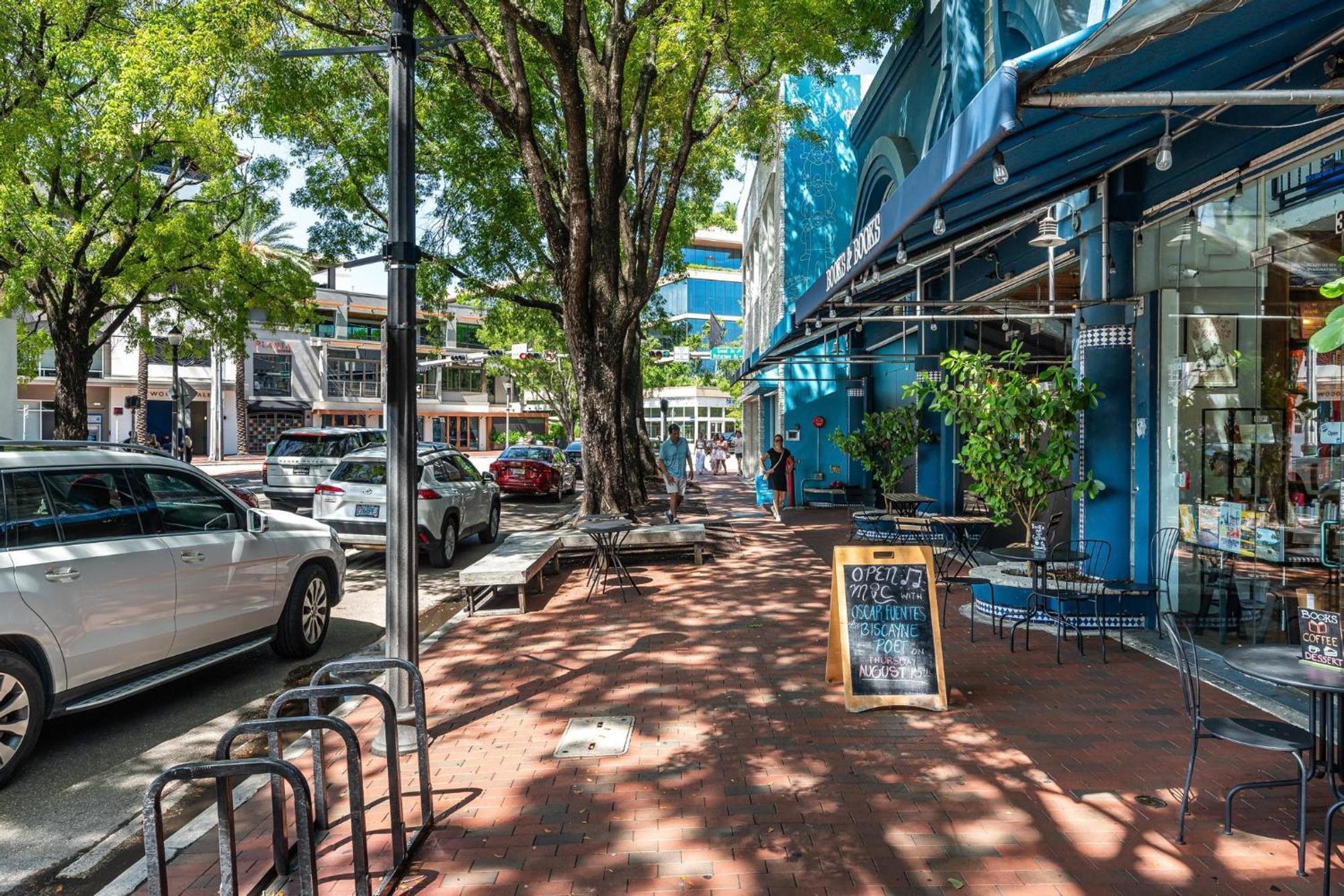 Coconut Grove Bayview Unit Parking Included