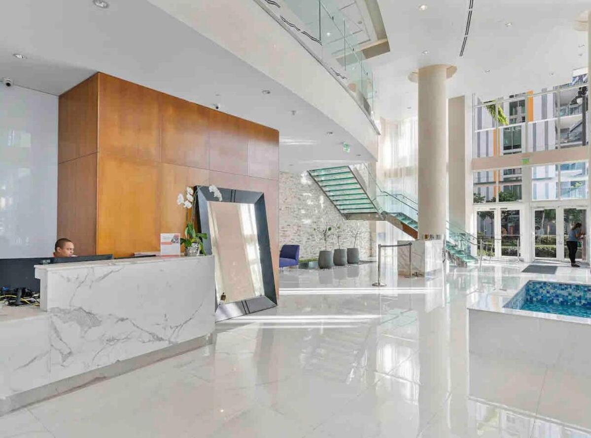 Apartment Brickellriver Loft With Parking & 12 Min To South