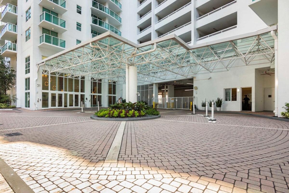 Brickellriver Loft With Parking & 12 Min To South Apartment *