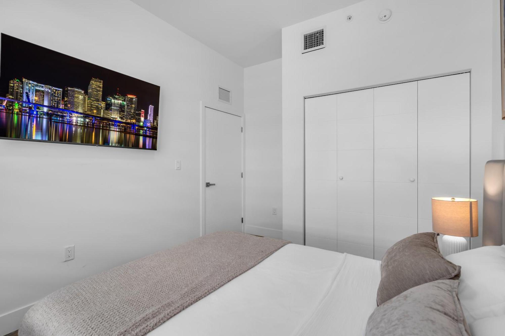 Brand-new 2br- 2ba Near Brickell * Miami
