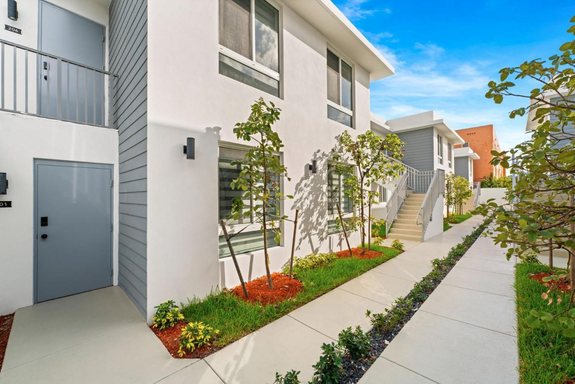 Brand-new 2br- 2ba Near Brickell Apartment