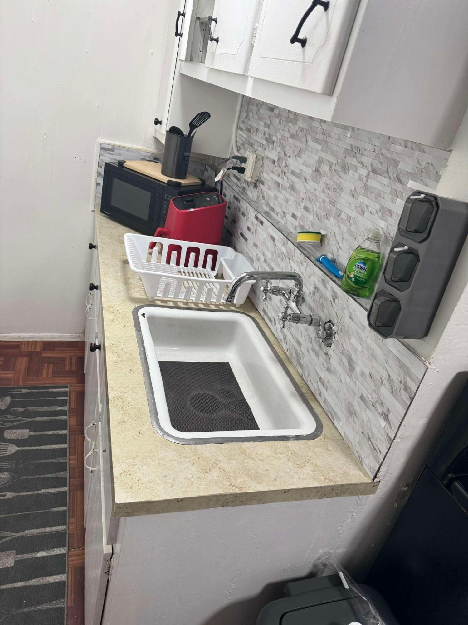 Elegant One-bedroom Getaway In Little Havana Apartment *