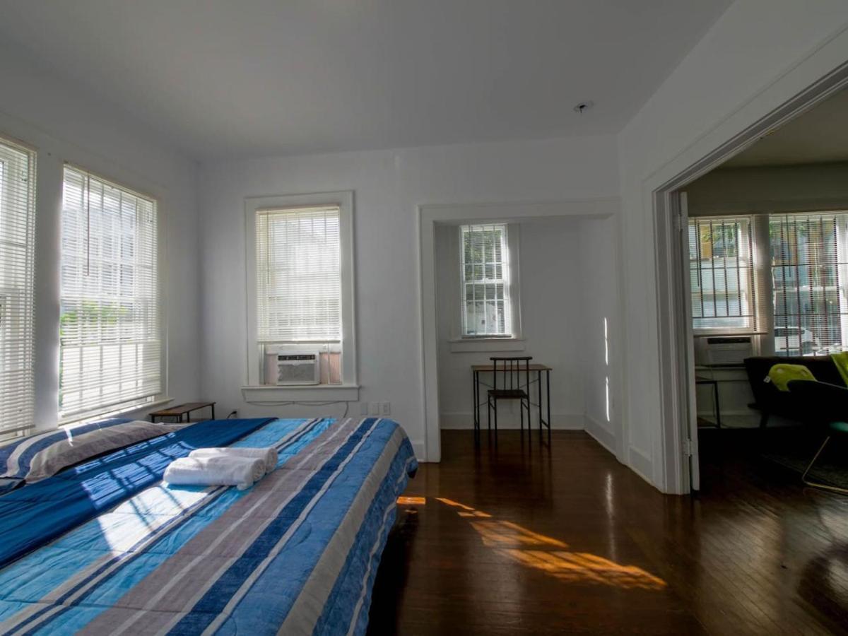 Unique Stylish 2-bedroom Getaway Apartment Miami