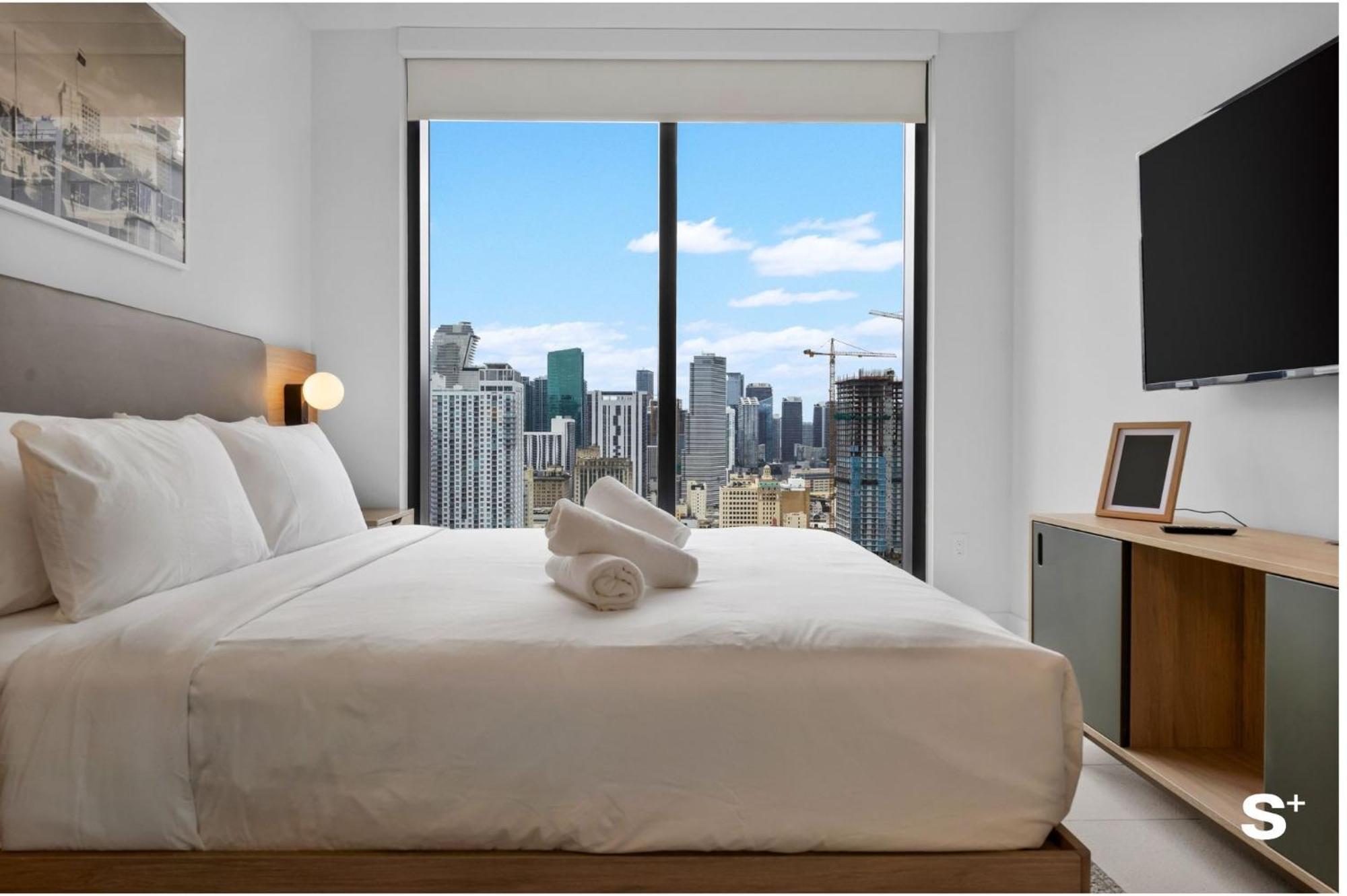 Apartment Modern Downtown Retreat With Skyline Views Miami