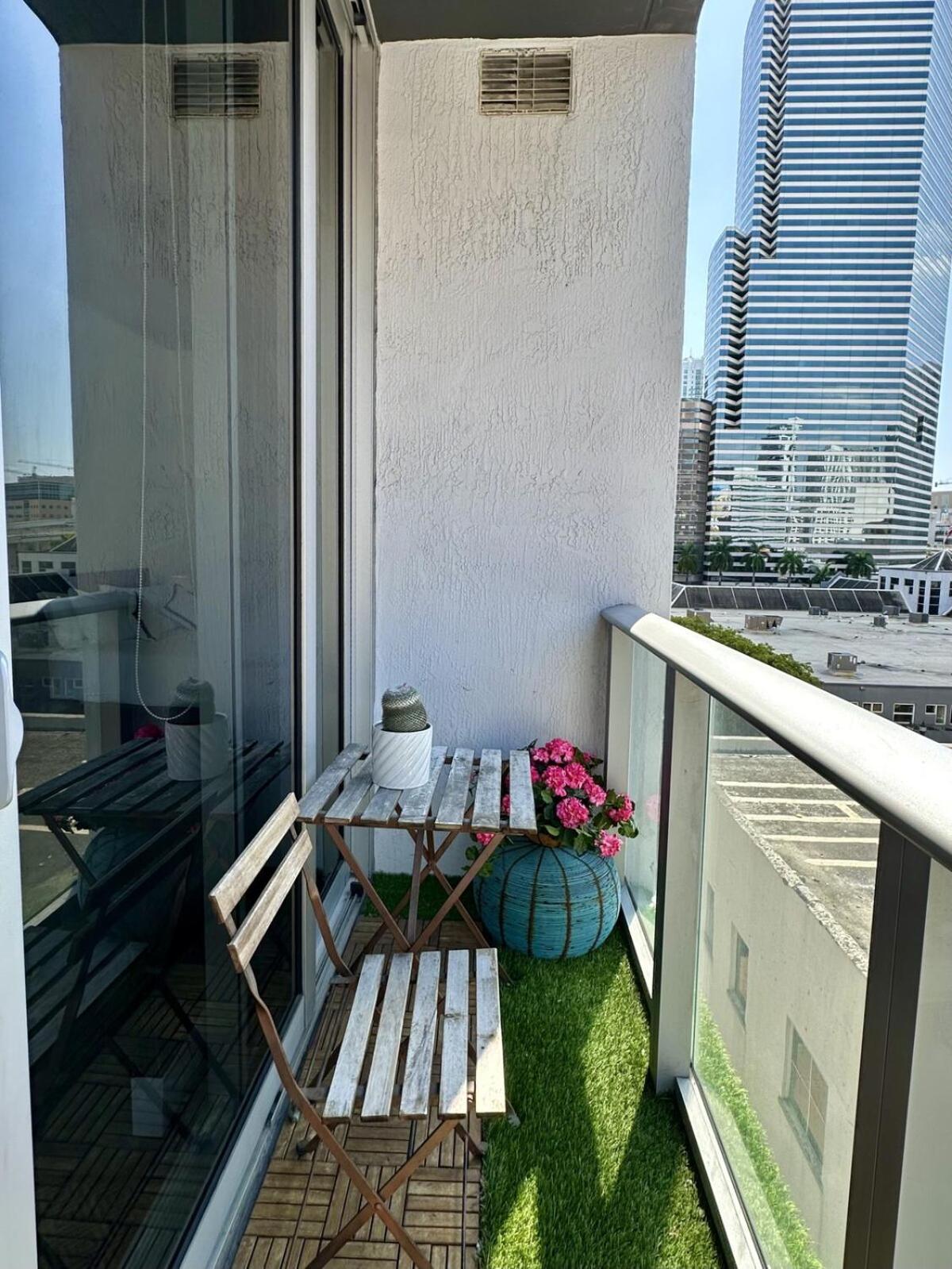 Apartment Pop Art Sunlit Apartment Prime Miami Pool Free Parking Miami