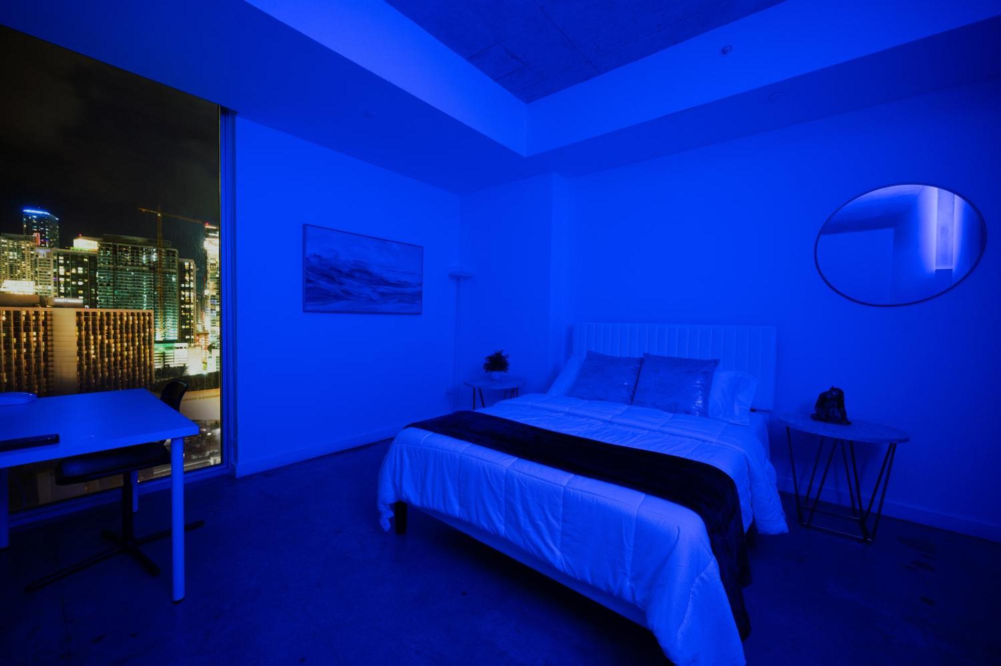 Apartment Luxury Loft W Skyline View, Rooftop Pool, Brickell Downtown