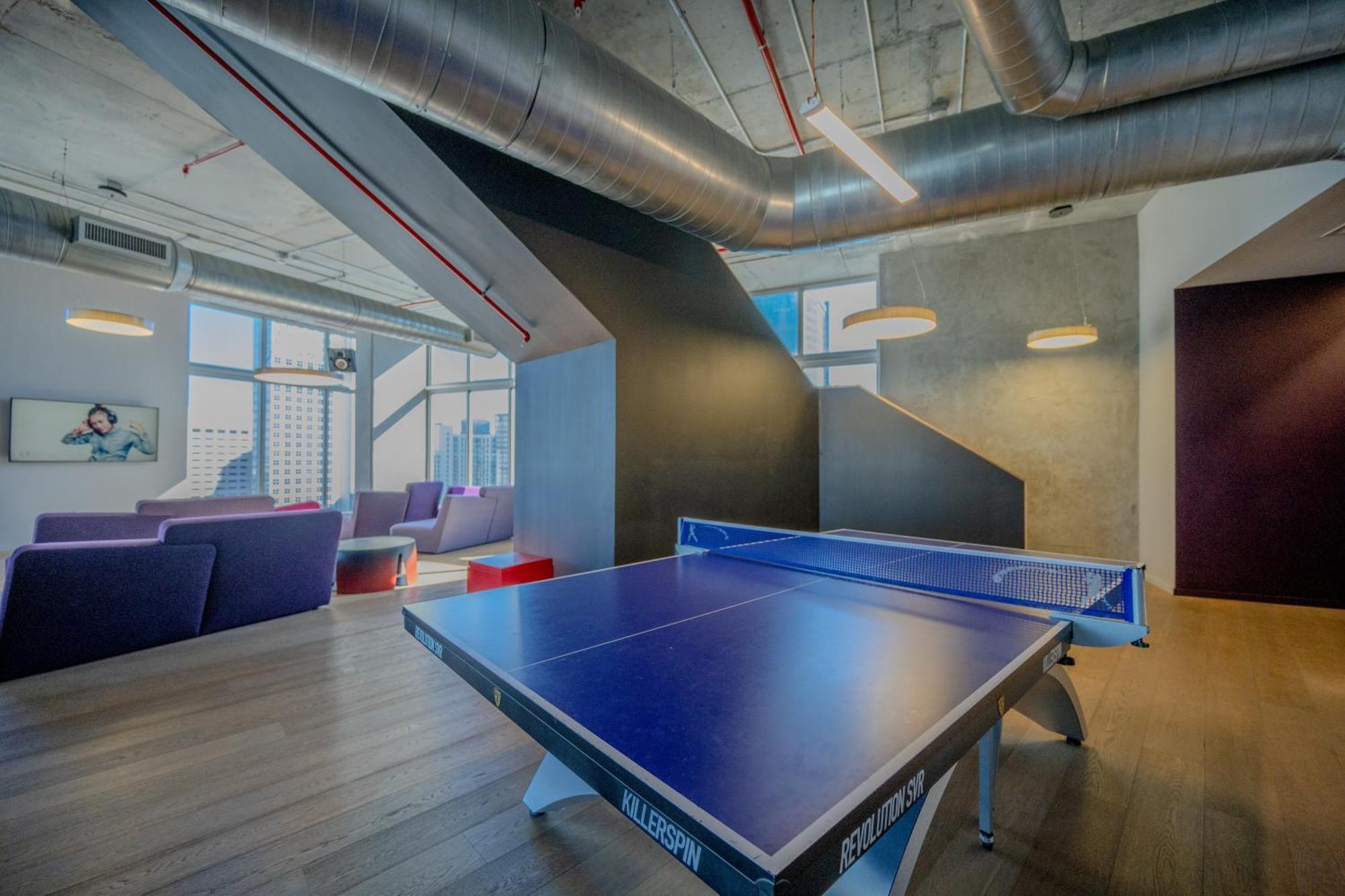 Luxury Loft W Skyline View, Rooftop Pool, Brickell Downtown * Miami