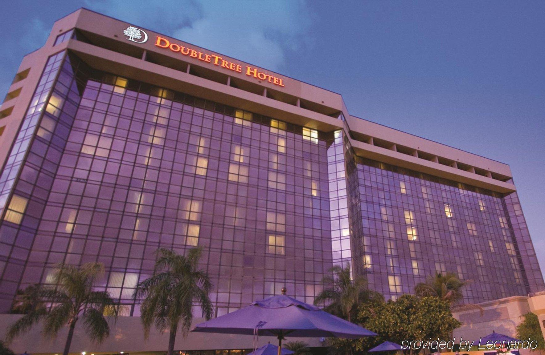 Doubletree By Hilton Miami Airport & Convention Center Hotel 4*