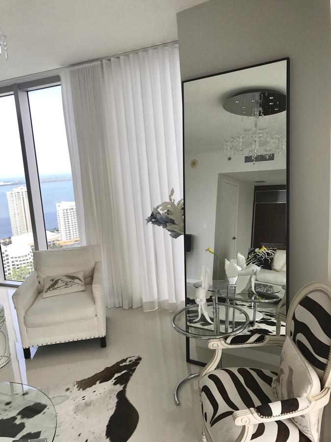 Apartment Icon Residences
